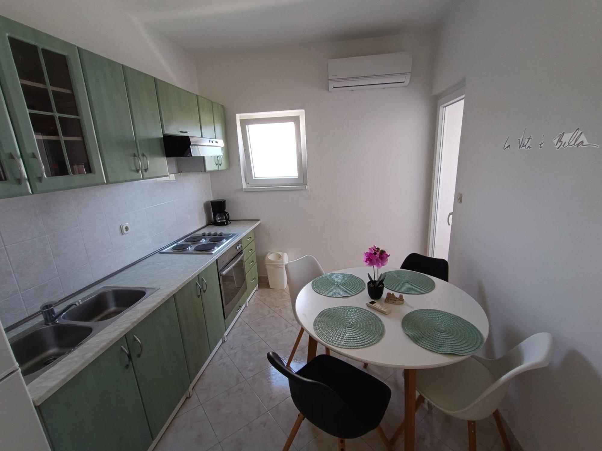 Apartman Burcul Sukošan Eksteriør billede