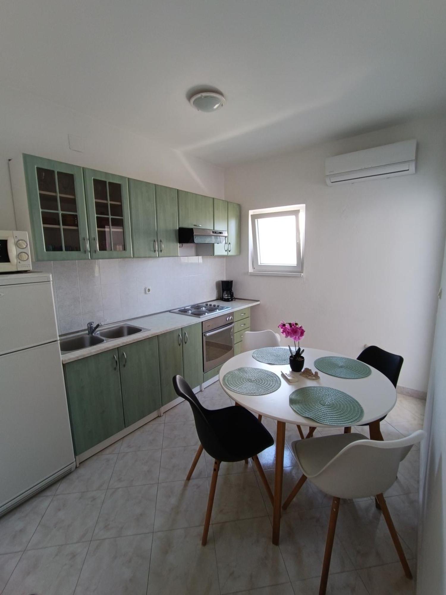 Apartman Burcul Sukošan Eksteriør billede